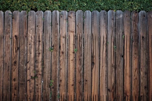 hire an experienced melton fence contractor