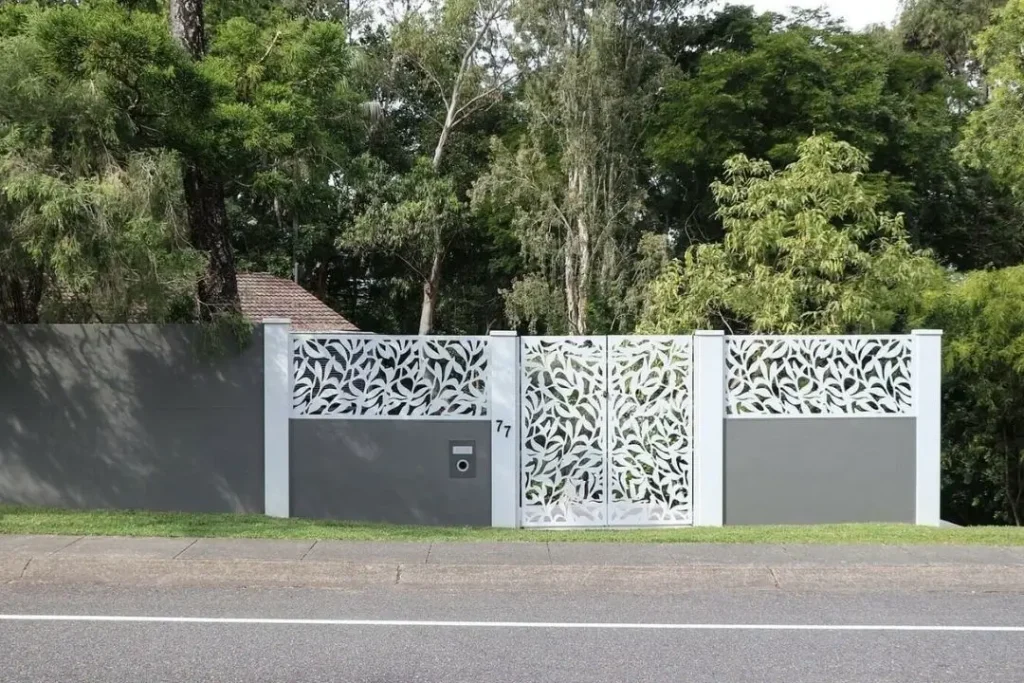 Modular wall with decorative screen