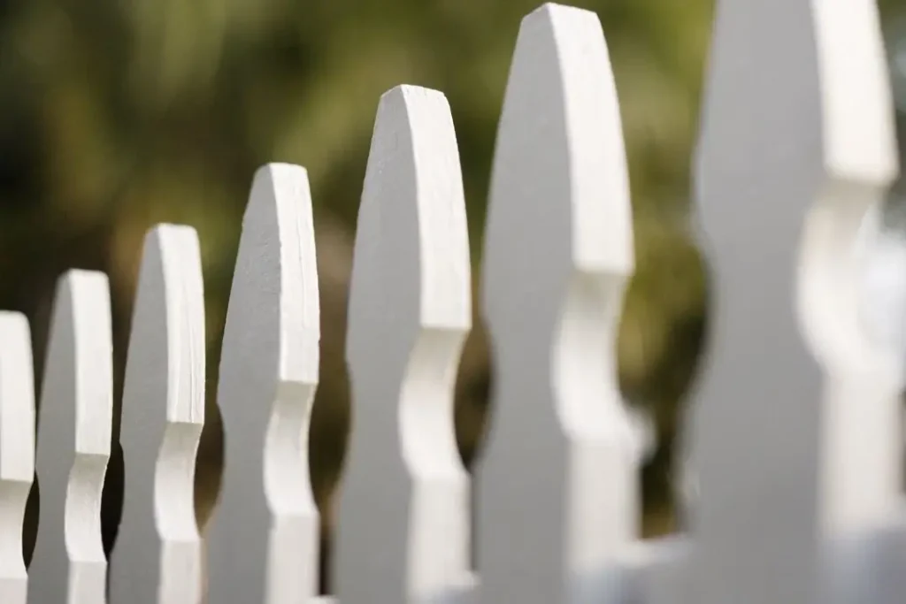 Timber picket fence style