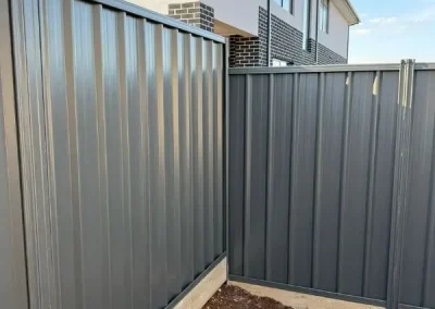 Melton South fencing contractors