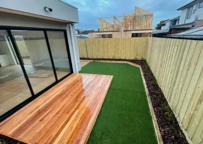 new build fencing and deck western suburbs