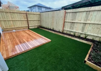timber fence western suburbs